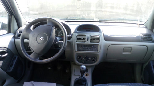 Ceasuri bord Renault Clio 2 2003 Berlina 1.4 mpi