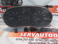 Ceasuri bord Renault Trafic 1.9 Motorina 2006, P8200013058A / volan dreapta