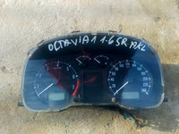 Ceasuri bord Skoda Octavia 1.6 benzina 1u1919034J