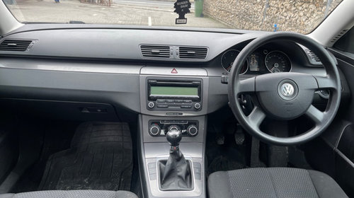 Ceasuri bord Volkswagen Passat B6 2010 Berlina 1.6