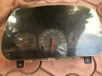 Ceasuri bord Volvo S40 1.9 TDI cod 30864182/007