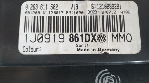 Ceasuri bord VW Golf 4 1.6 B, an fabricatie 2002, cod. 1J0919 861DX