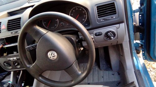 Ceasuri bord VW Golf 5 2004 hatchback 1.4 FSI