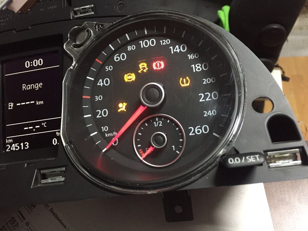 Ceasuri Bord VW Passat 6 B6 3C CC 7 B7 M