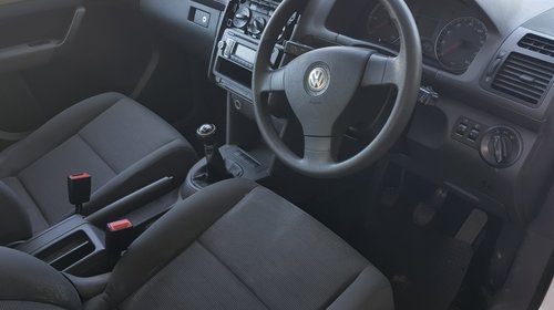 Ceasuri bord VW Touran 2008 Monovolum 1.9