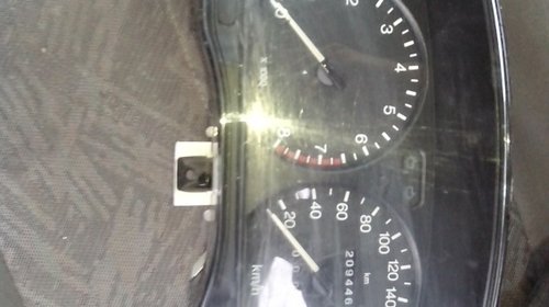 Ceasuri de bord Ford Mondeo mk2 2000 benzina