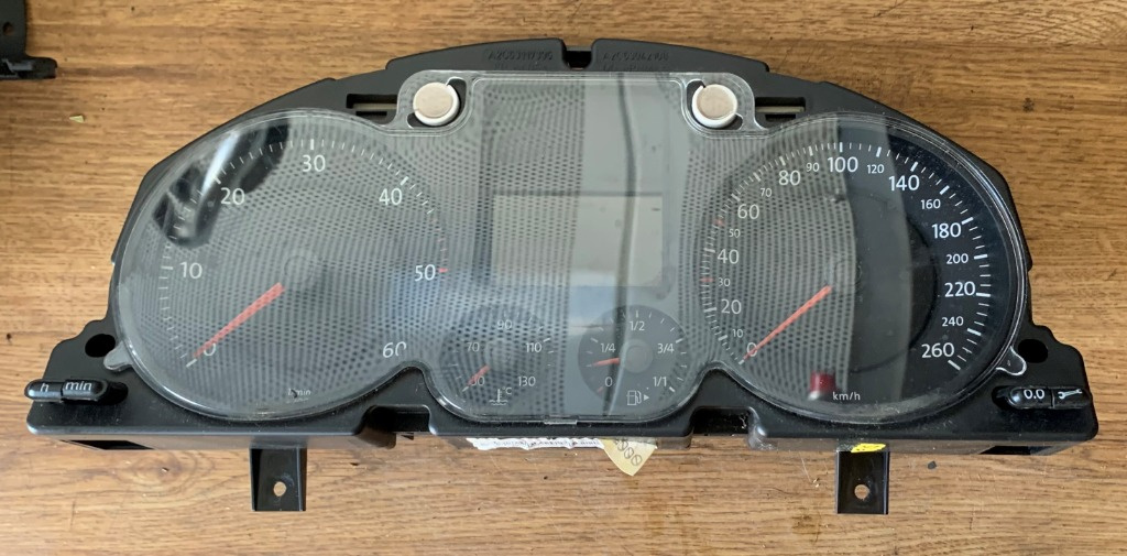 Ceasuri de bord VW Passat 3C0920852S 3C0920 852S