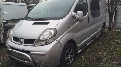 Centuri fata Renault Trafic 2.5 2007 Diesel.