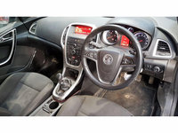 Centuri siguranta spate Opel Astra J 2010 Hatchback 1.7 CDTi