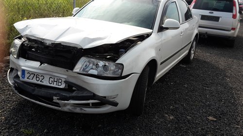 Centuri siguranta spate Skoda Superb 2008 Berlina 1.9 TDI