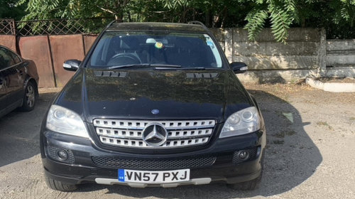 Cheder compartiment motor Mercedes-Benz M-Class W164 [2005 - 2008] Crossover 5-usi ML 320 CDI 7G-Tronic (224 hp) V6 CDI - 642940 4MATIC
