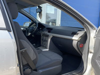 Cheder pe caroserie usa fata dreapta (*pe cadrul usii) Opel Astra H [facelift] [2005 - 2015] Hatchback 5-usi 1.4 ecoFLEX MT (90 hp)