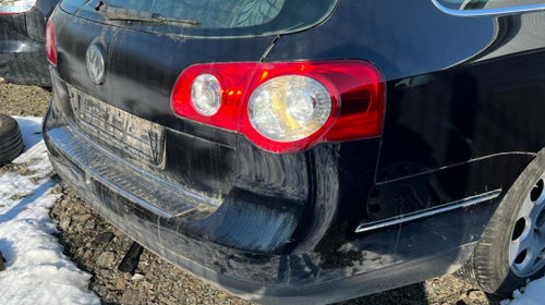 Cheder pe caroserie usa spate dreapta Volkswagen VW Passat B6 [2005 - 2010] wagon 5-usi 2.0 TDI MT (140 hp)