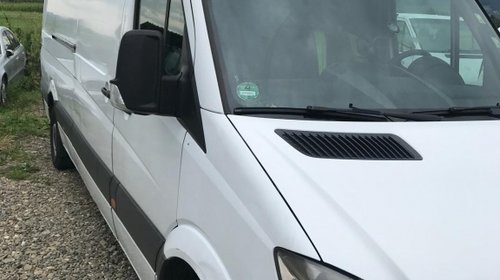 Chedere Mercedes Sprinter W905 2008 bus 2.2