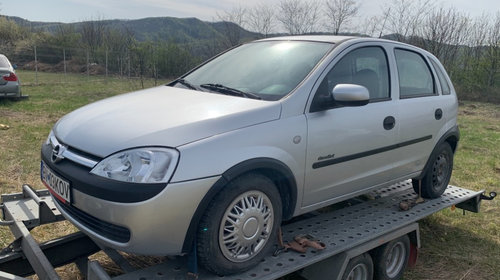 Chedere Opel Corsa C 2003 Hatchback 1.0