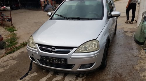 Chedere Opel Corsa C 2004 HATCHBACK 1,2B