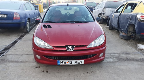 Chedere Peugeot 206 1999 BERLINA CU Haion 1.4