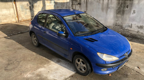 Chedere Peugeot 206 2003 coupe 1.4