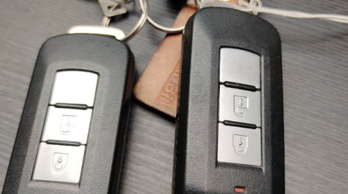 Cheie Mitsubishi 3 butoane Keyless Smart Key OMRON 1186G1 / GHR-M004 / rcpomgh14