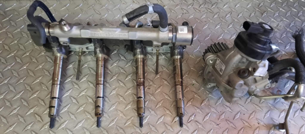 Chit injectie skoda octavia a4 2.0 tdi cod 05L 130 277 E an 2022