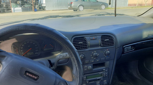 Chiulasa Volvo V40 2001 combi 1.9