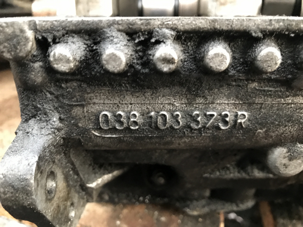 Chiulasaa 1.9 2.0 tdi vw t5 cod 03810337