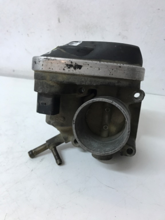 Clapeta accelerație 047133062D Skoda Fabia 1.4 MPI