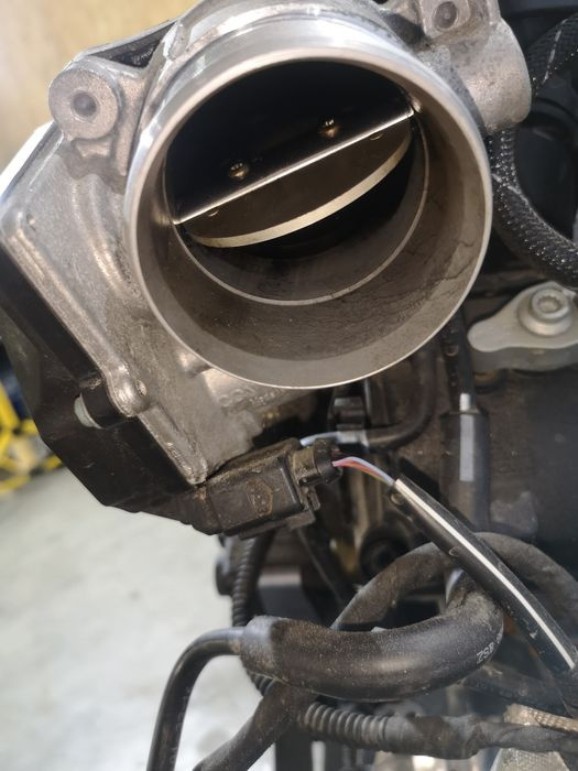 Clapeta accelerație 3.0 biturbo v6 CVU 