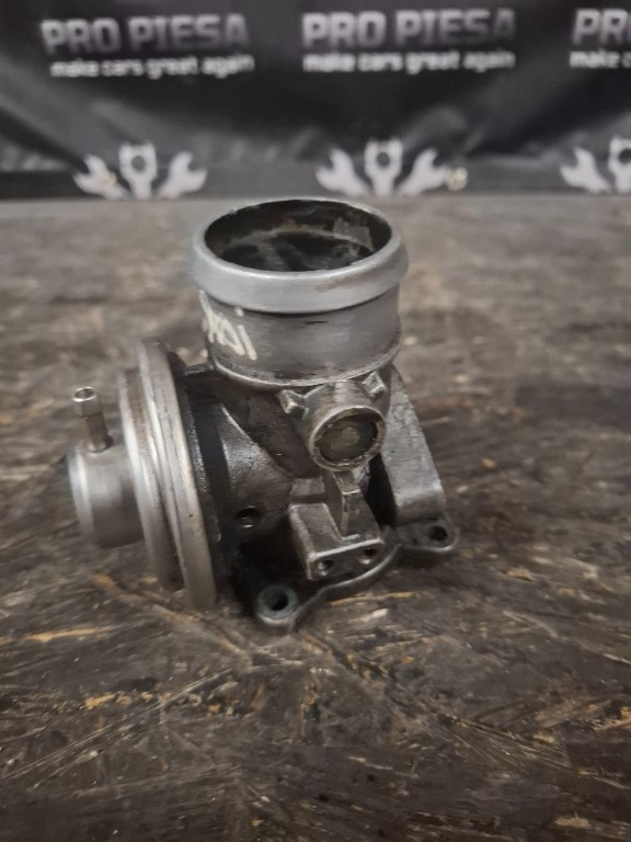 Clapeta acceleratie 1.9 tdi ATJ AJM Passat B5 Bora Octavia - imagine 2
