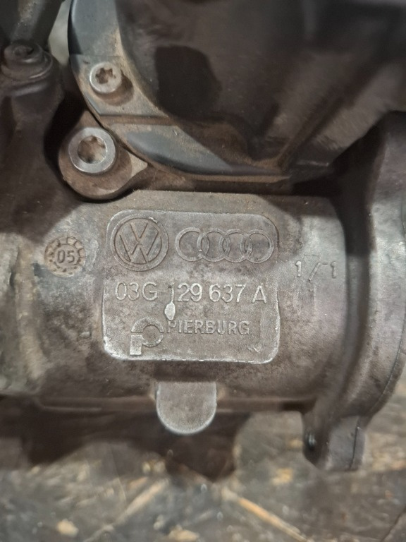 Clapeta acceleratie 2.0TDI Volkswagen 03G129637A - imagine 2
