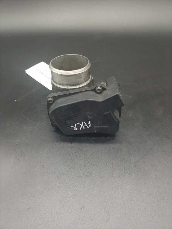 Clapeta acceleratie Audi A3 an 2009 AXX cod piesa 06F133062E