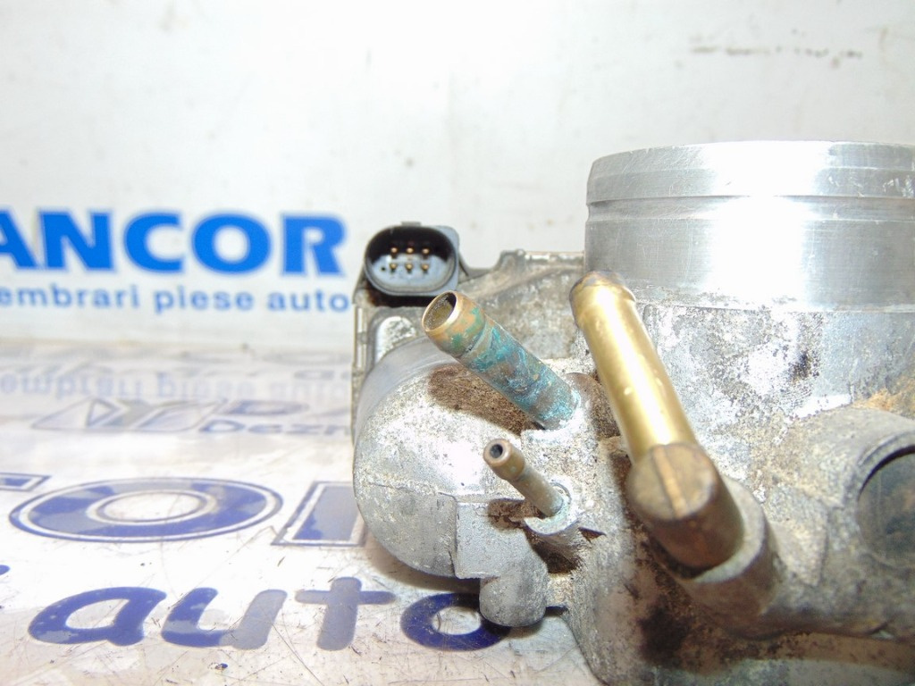 CLAPETA ACCELERATIE AUDI A4(B6) -COD 06B
