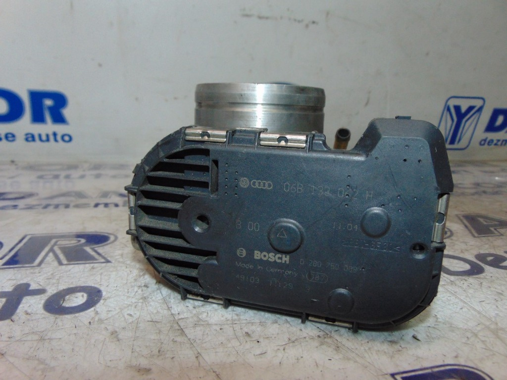 CLAPETA ACCELERATIE AUDI A4(B6) -COD 06B
