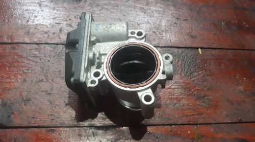 Clapeta acceleratie Audi A6 4G C7 Sedan 2.0 TDI 177 cai motor CGLC cod 03L128063R