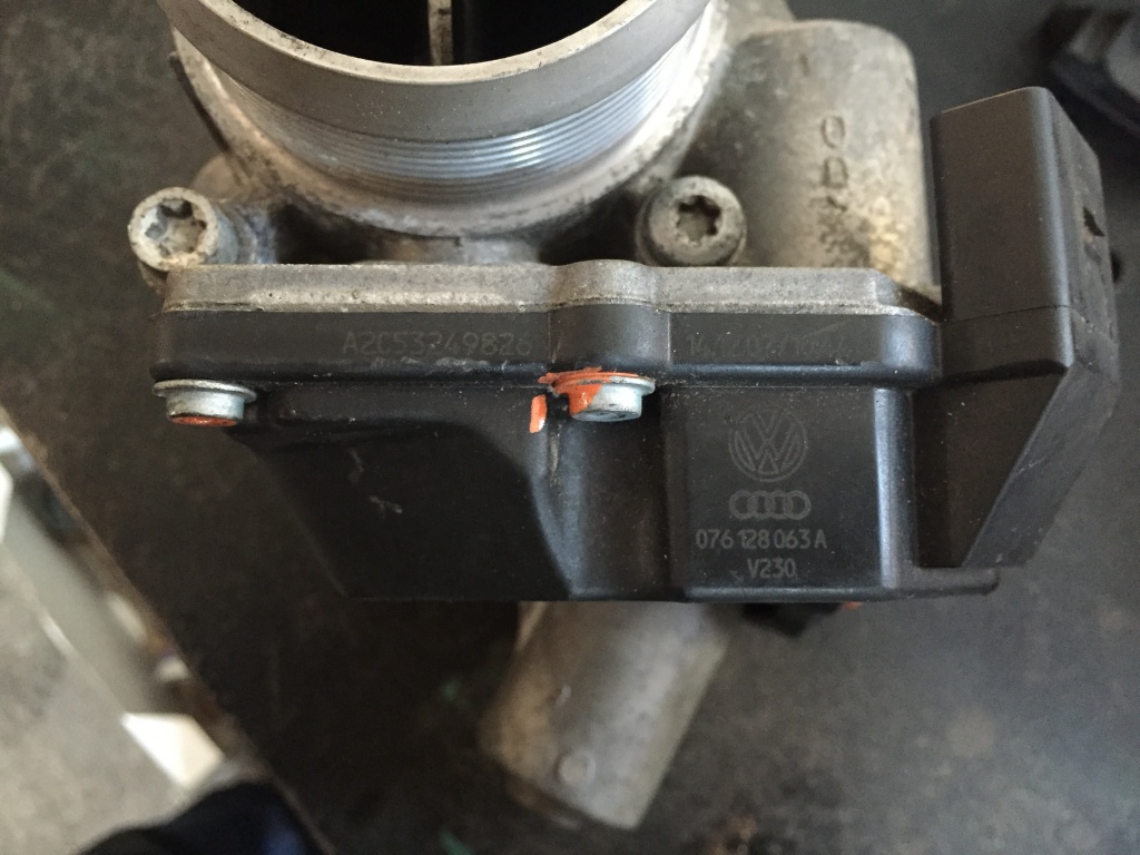 Clapeta acceleratie Crafter si T5 2.5 td