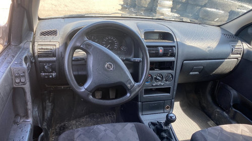 Clapeta acceleratie Opel Astra G 2002 limuzina 1.6 BENZINA