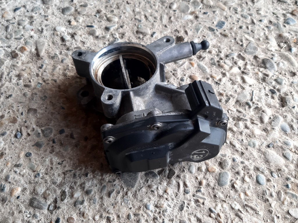 Clapeta acceleratie OPEL INSIGNIA 2.0 CD