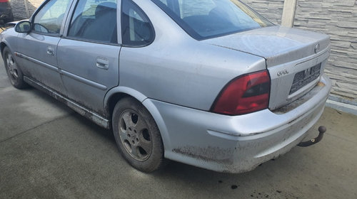 Clapeta acceleratie Opel Vectra B 2000 BERLINA 1.6