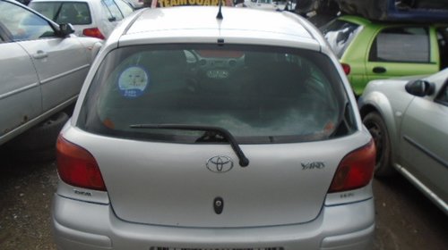 Clapeta acceleratie Toyota Yaris 2005 hatchback 1,3 benzina