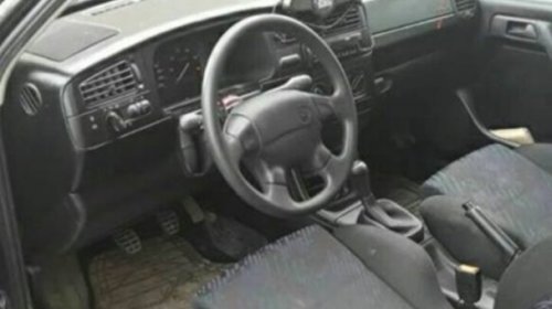 Clapeta acceleratie VW Golf 3 1997 Hatchback 1.6 i