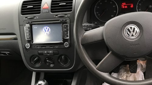 Clapeta acceleratie VW Golf 5 2005 Hatchback 1,6 FSI
