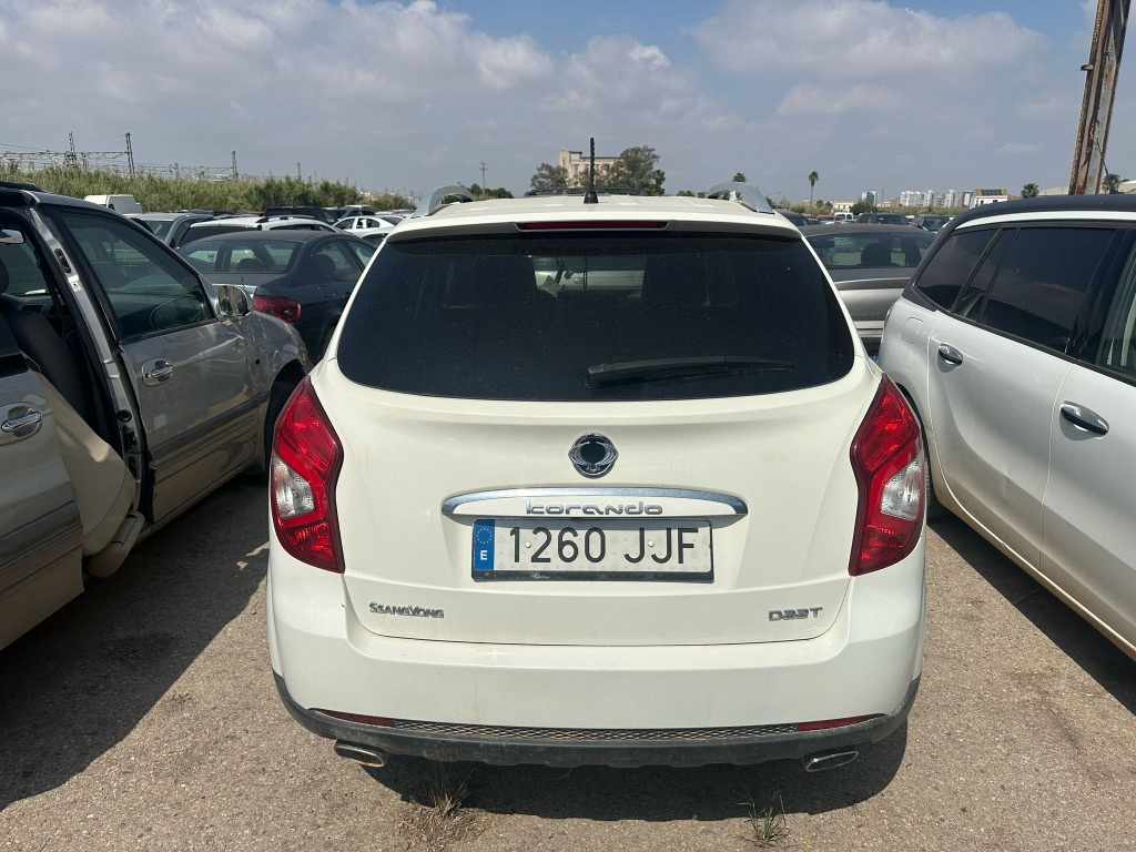 Claxon SsangYong Korando 2016 HATCHBACK 