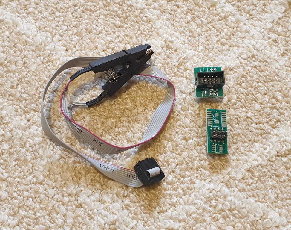Cleste SOIC8 SOP8 EEPROM 93CXX / 25CXX / 24CXX programare in circuit + 2 adaptoare