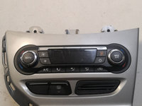 Climatronic FORD FOCUS 3 Saloon [ 2010 - > ] OEM 820081213