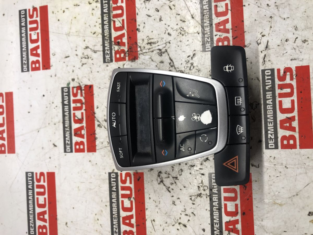 Commande De Chauffage + Contour Pour Renault Laguna III - Réf. 275100002R - Occasion