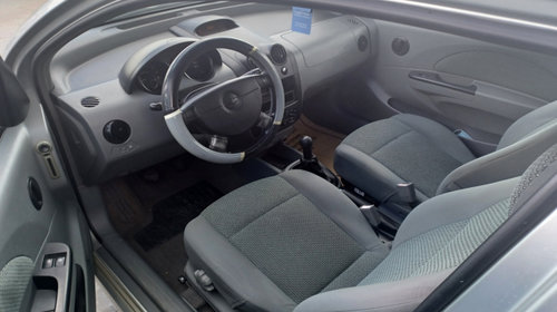 Comanda AC Chevrolet Kalos [2003 - 2008] Hatchback 1.2 MT (72 hp)