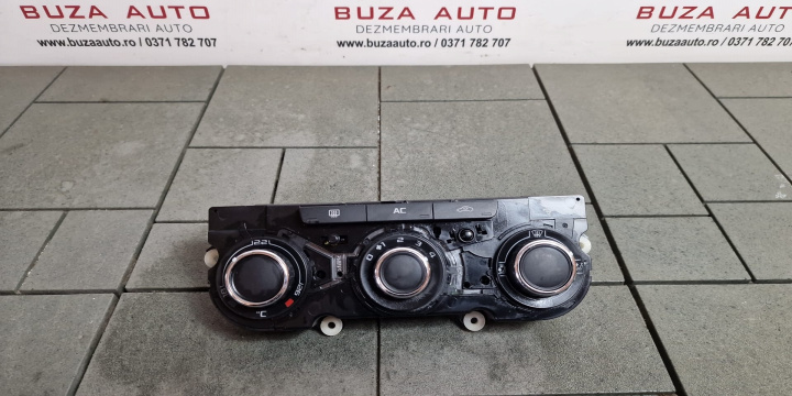 Comanda clima Cod: 3T0820047M Skoda Yeti [2009 - 2014]