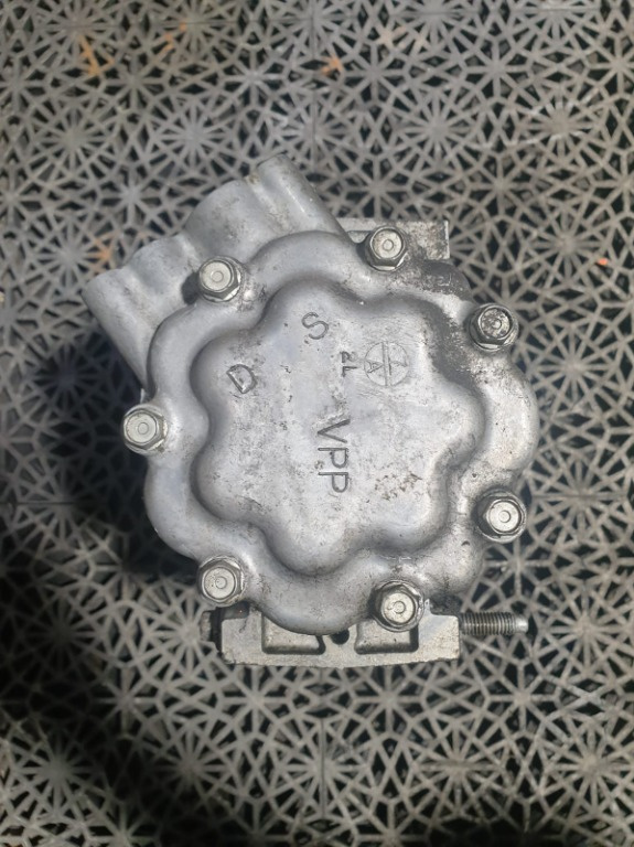 Compresor AC 1.5 DCI cod 926006229R Daci
