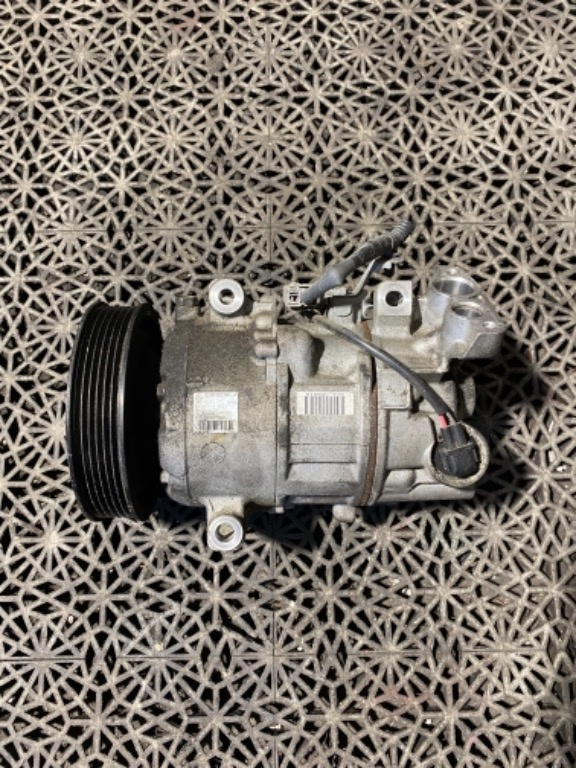 Compresor AC 1.5 DCI Renault Megane 3 cod 8200939386