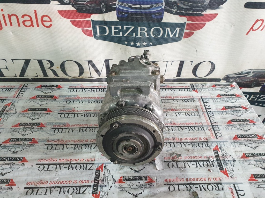 Compresor AC Audi A3 8P 1.9 TDI cod piesa : 1K0820803Q